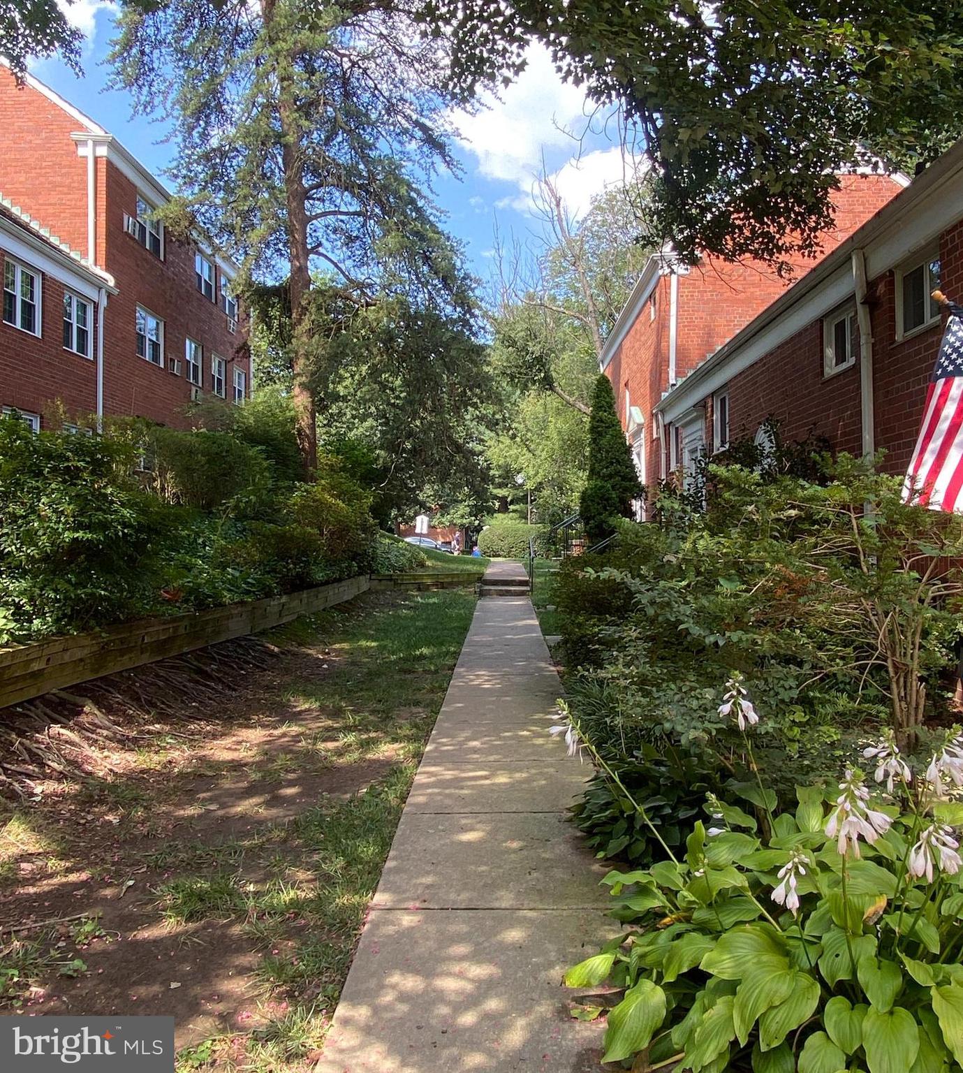 3505 MARTHA CUSTIS DR