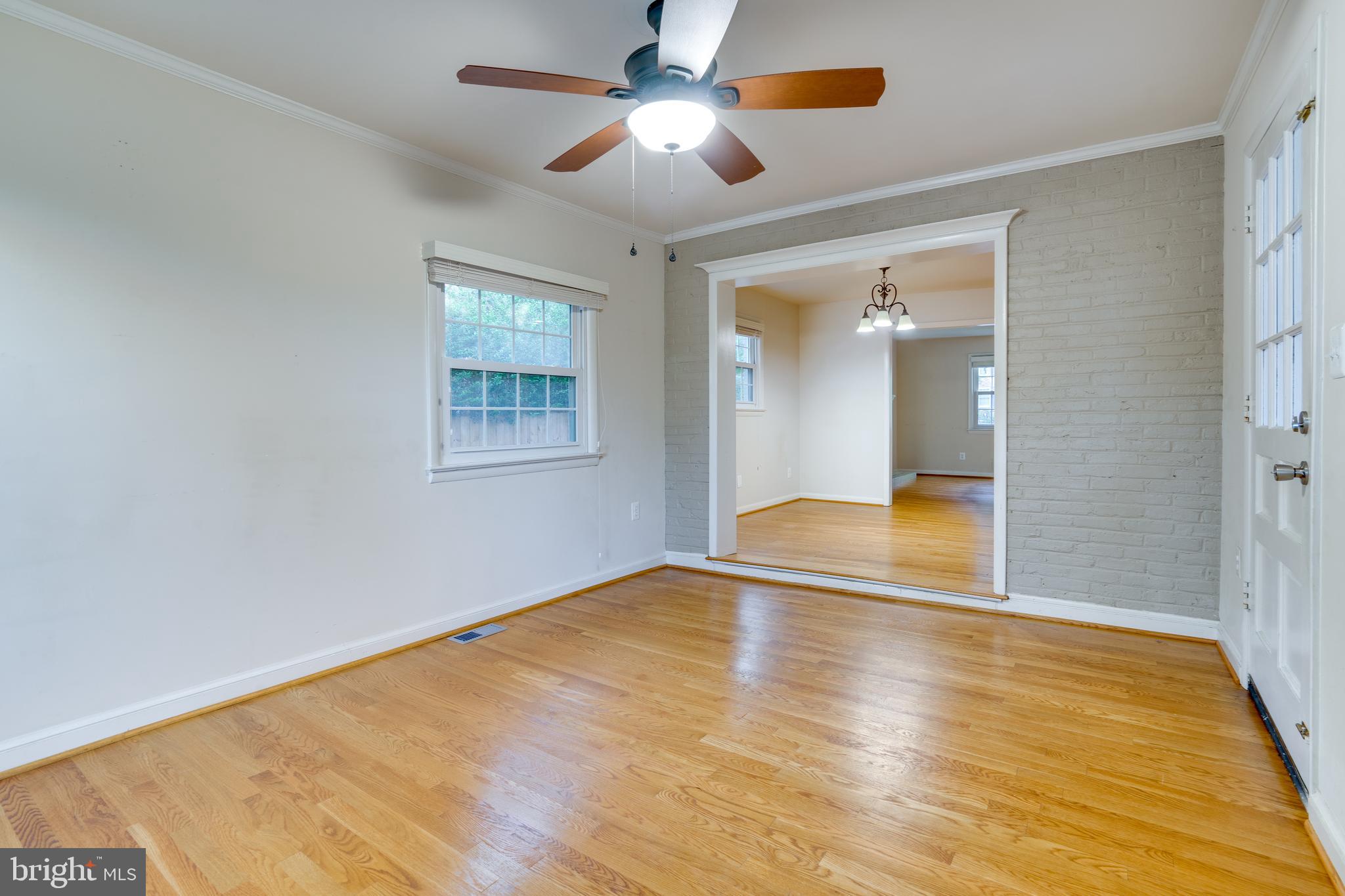 4500 Peacock Ave