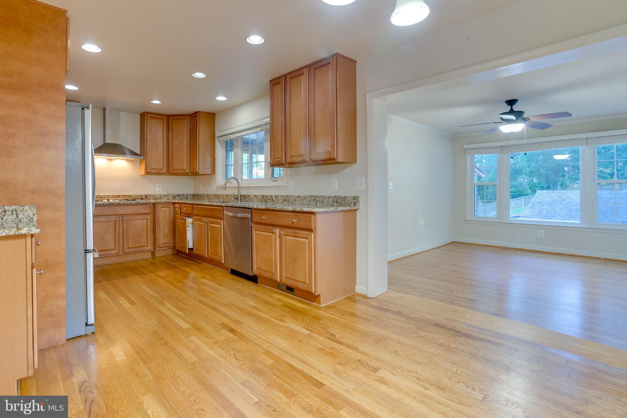 4500 Peacock Ave