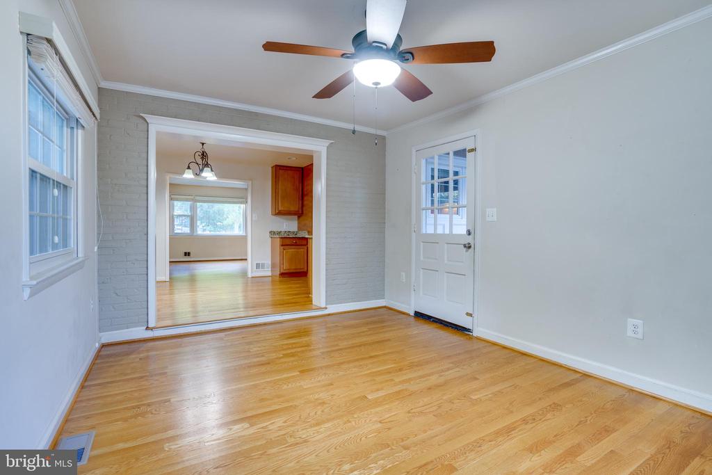 4500 Peacock Ave
