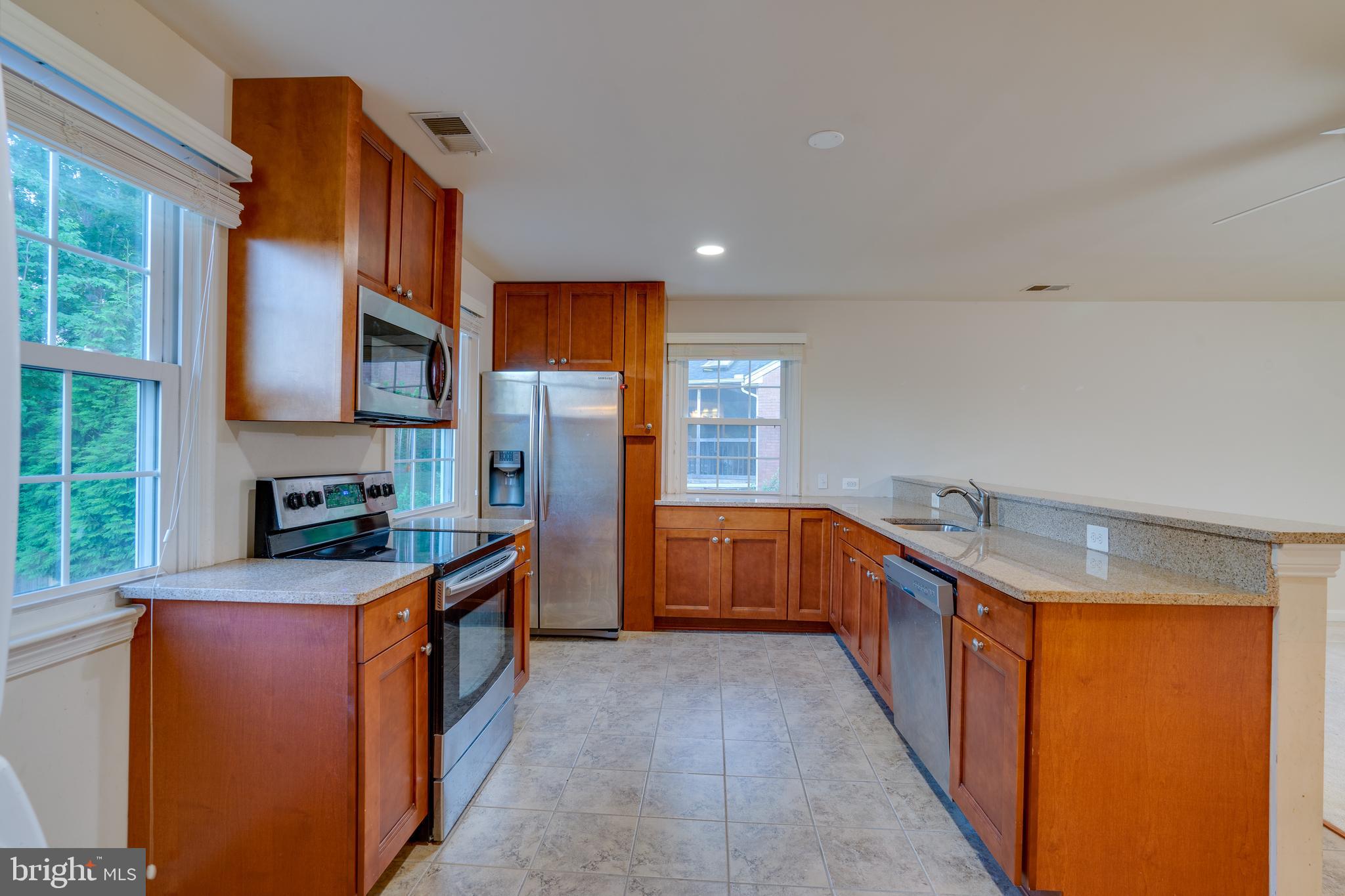4500 Peacock Ave