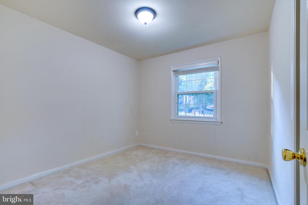 4500 Peacock Ave