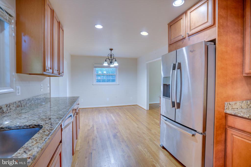 4500 Peacock Ave