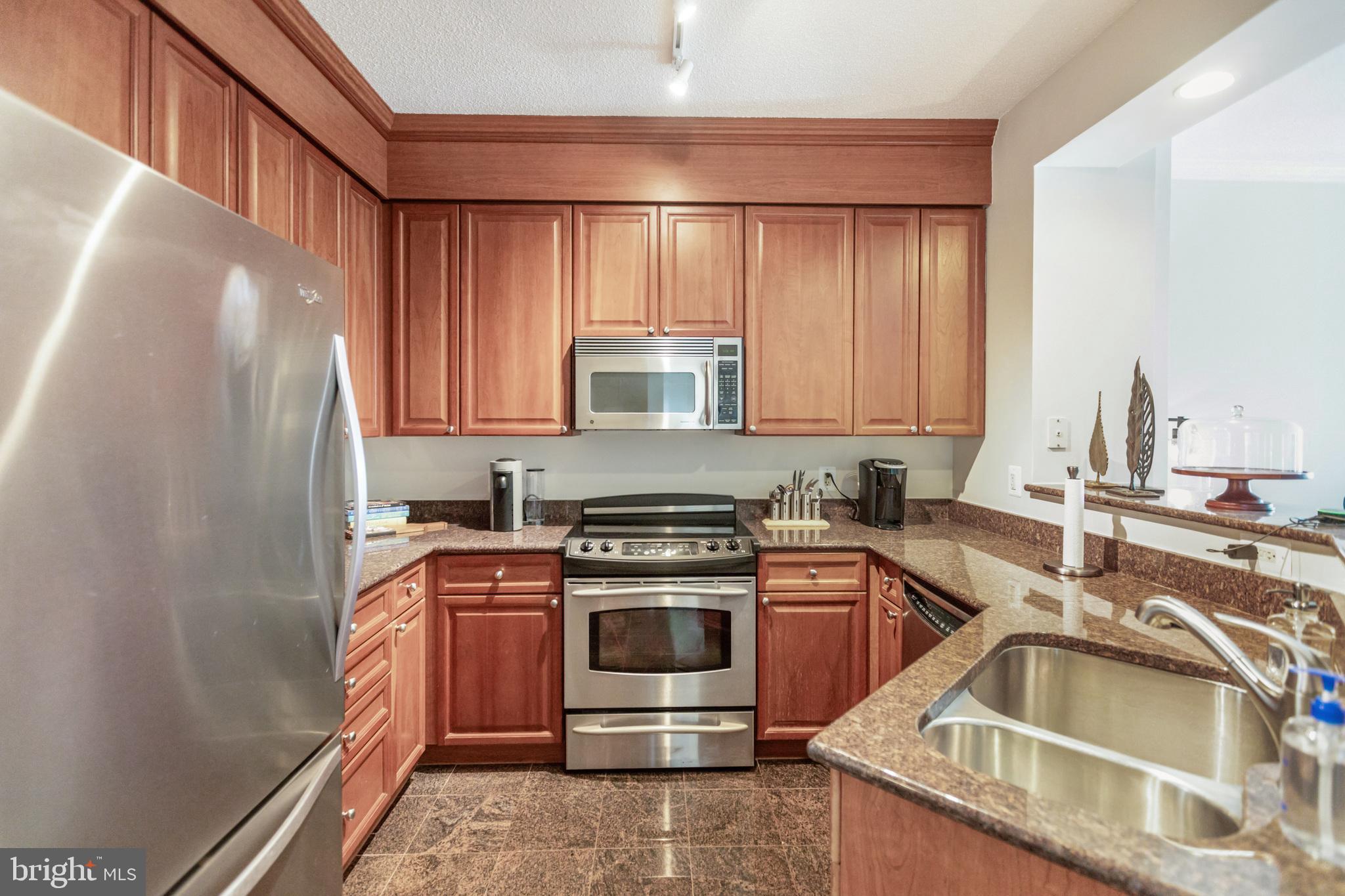 3101 N Hampton Dr #1619