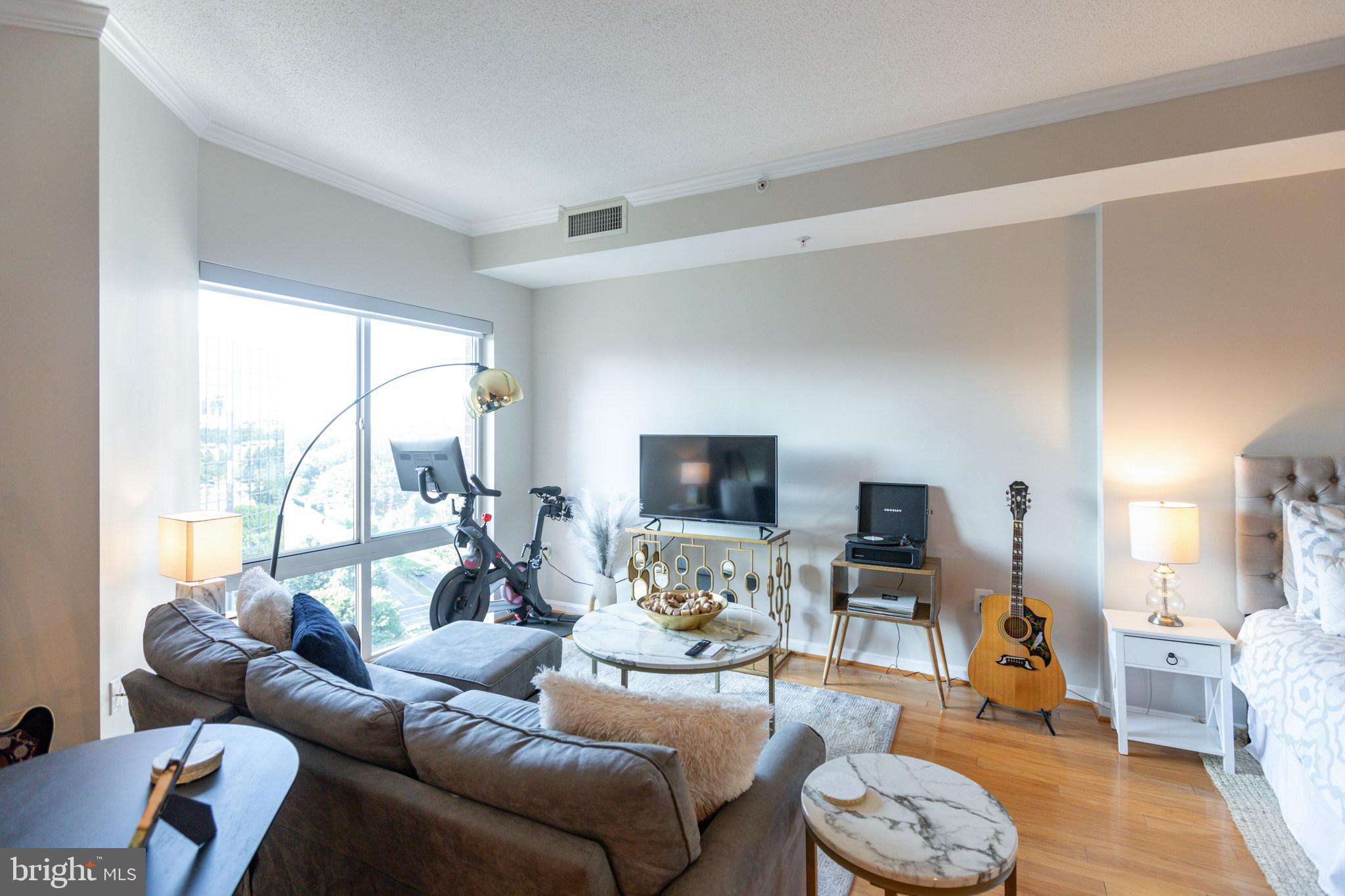 3101 N Hampton Dr #1619