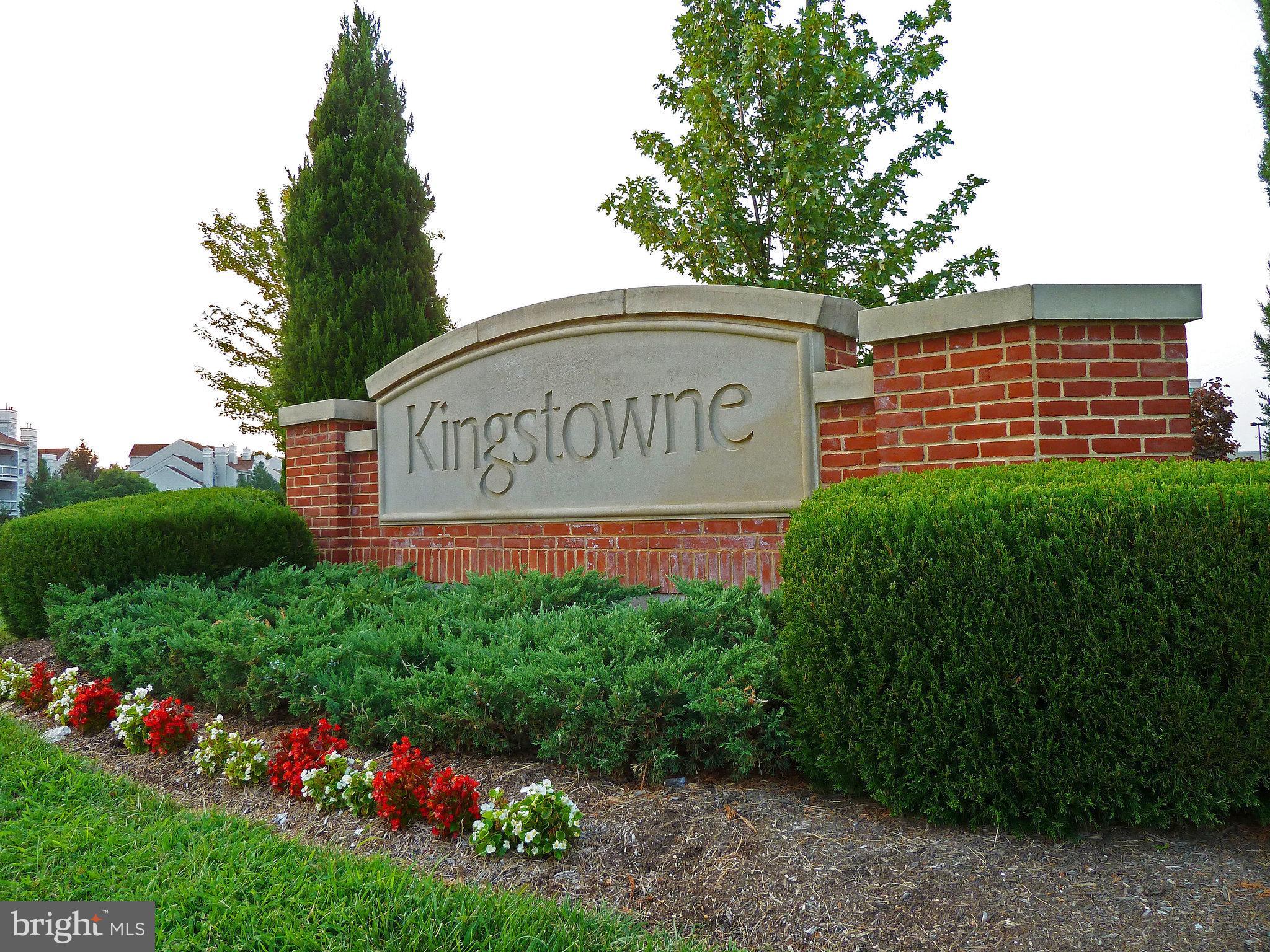 271 S PICKETT ST #302