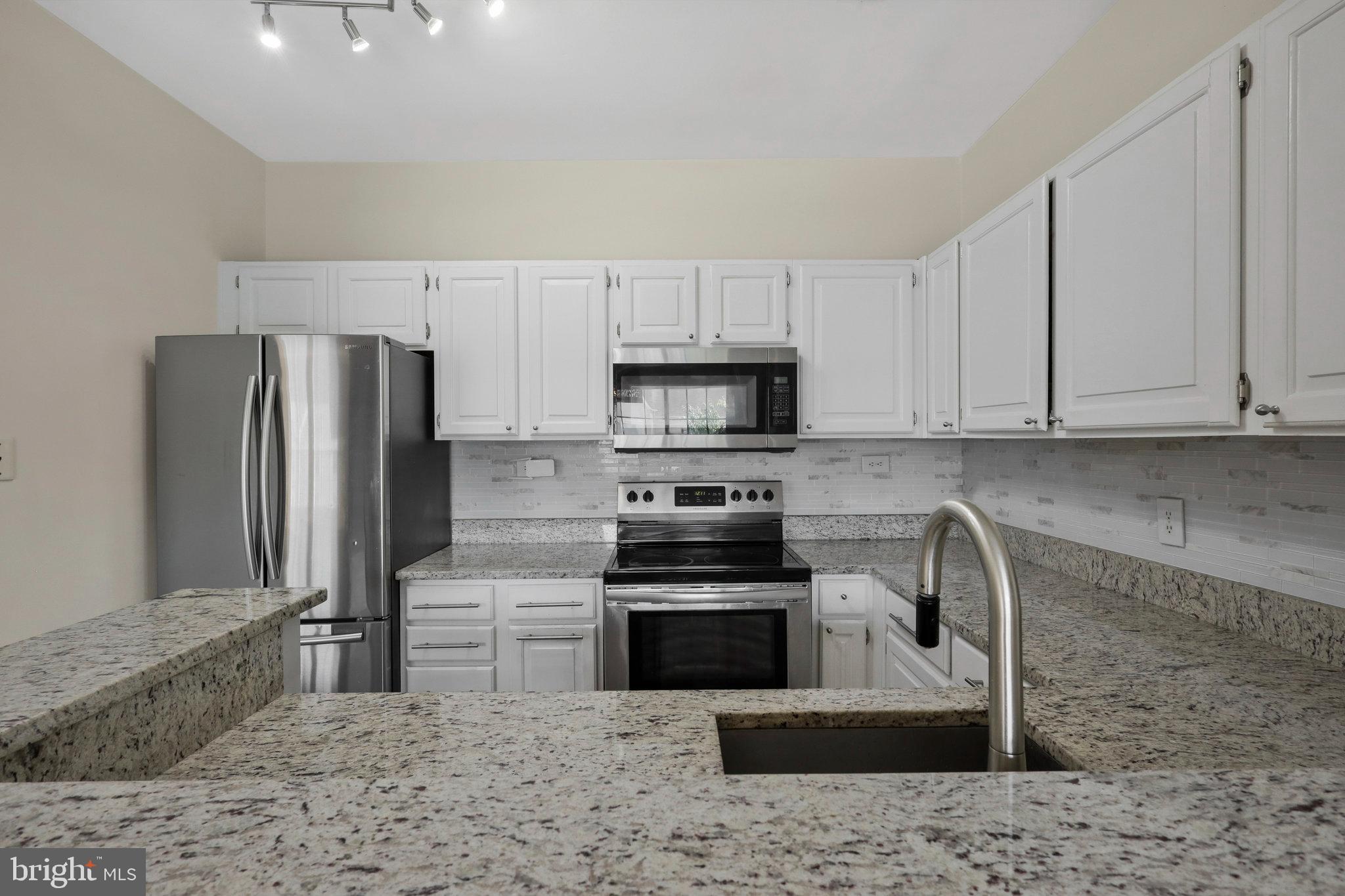 271 S PICKETT ST #302