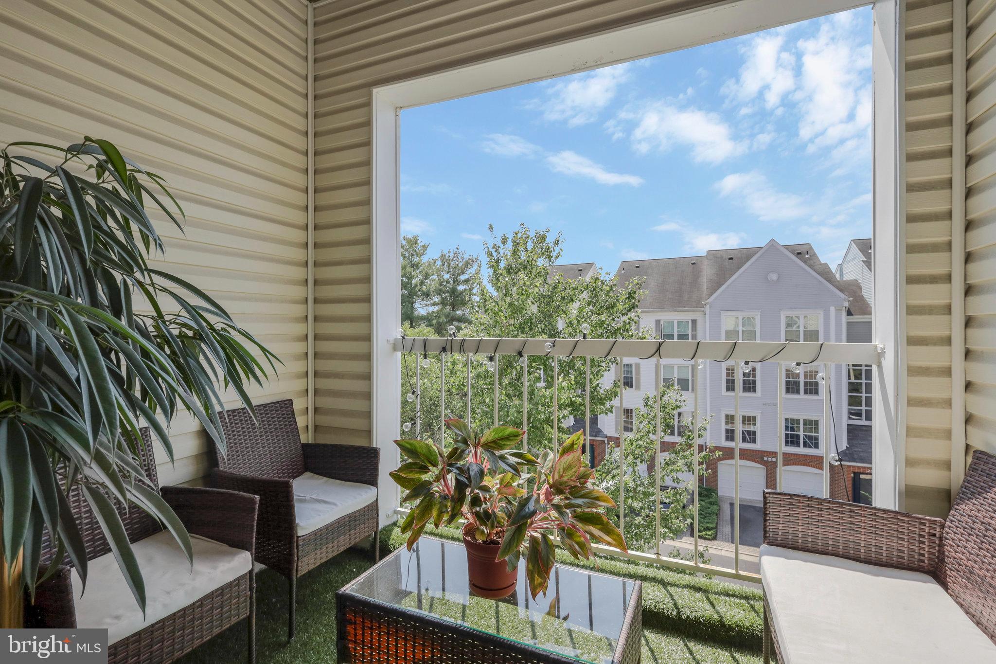 271 S PICKETT ST #302