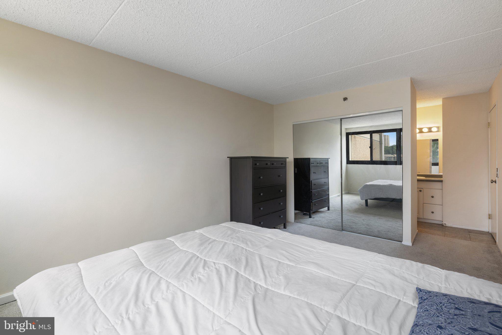 5911 Edsall Rd #310