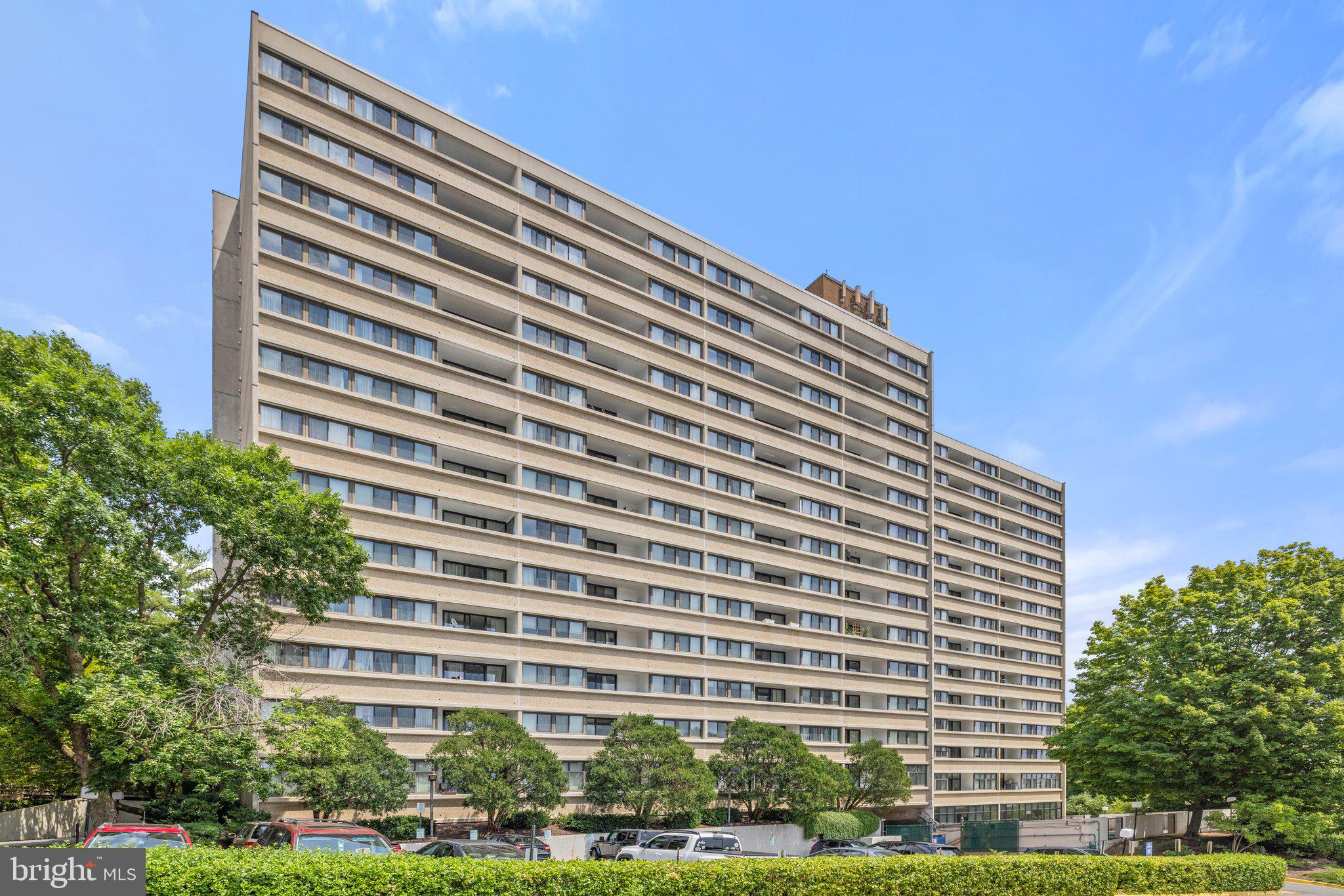 5911 Edsall Rd #310