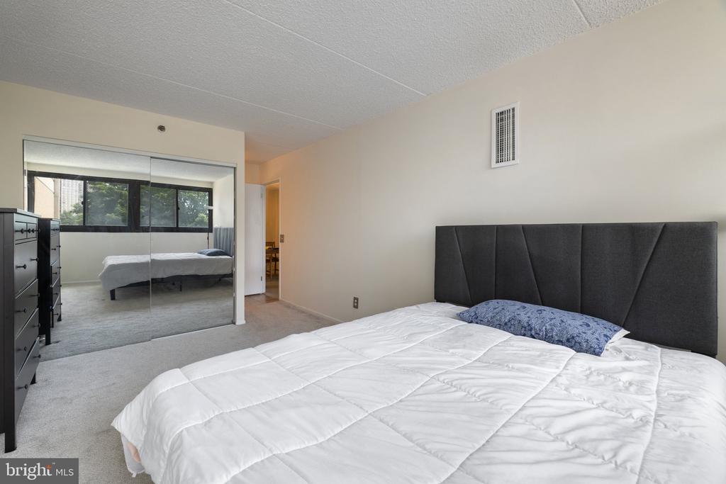 5911 Edsall Rd #310