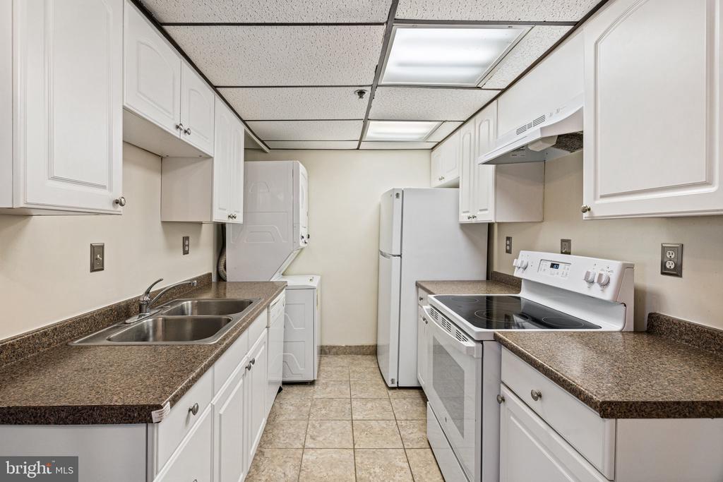 5911 Edsall Rd #310