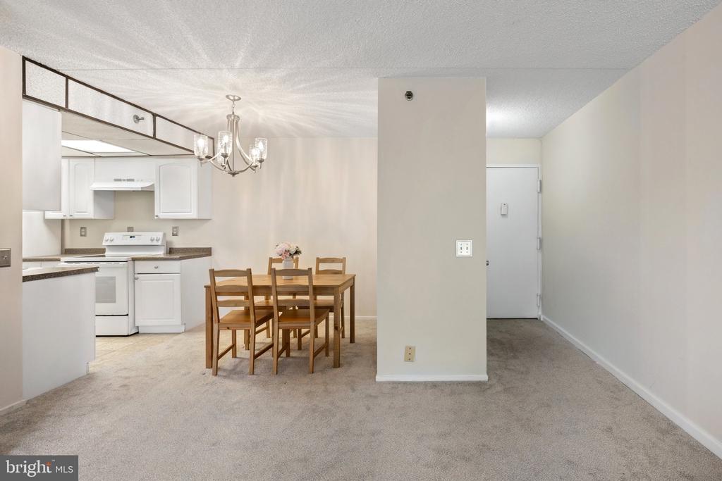 5911 Edsall Rd #310