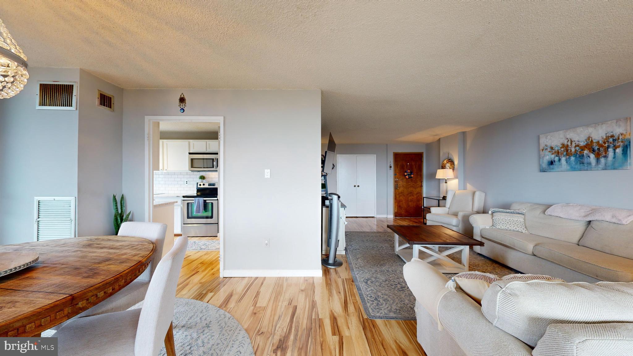 250 S Reynolds St #1410