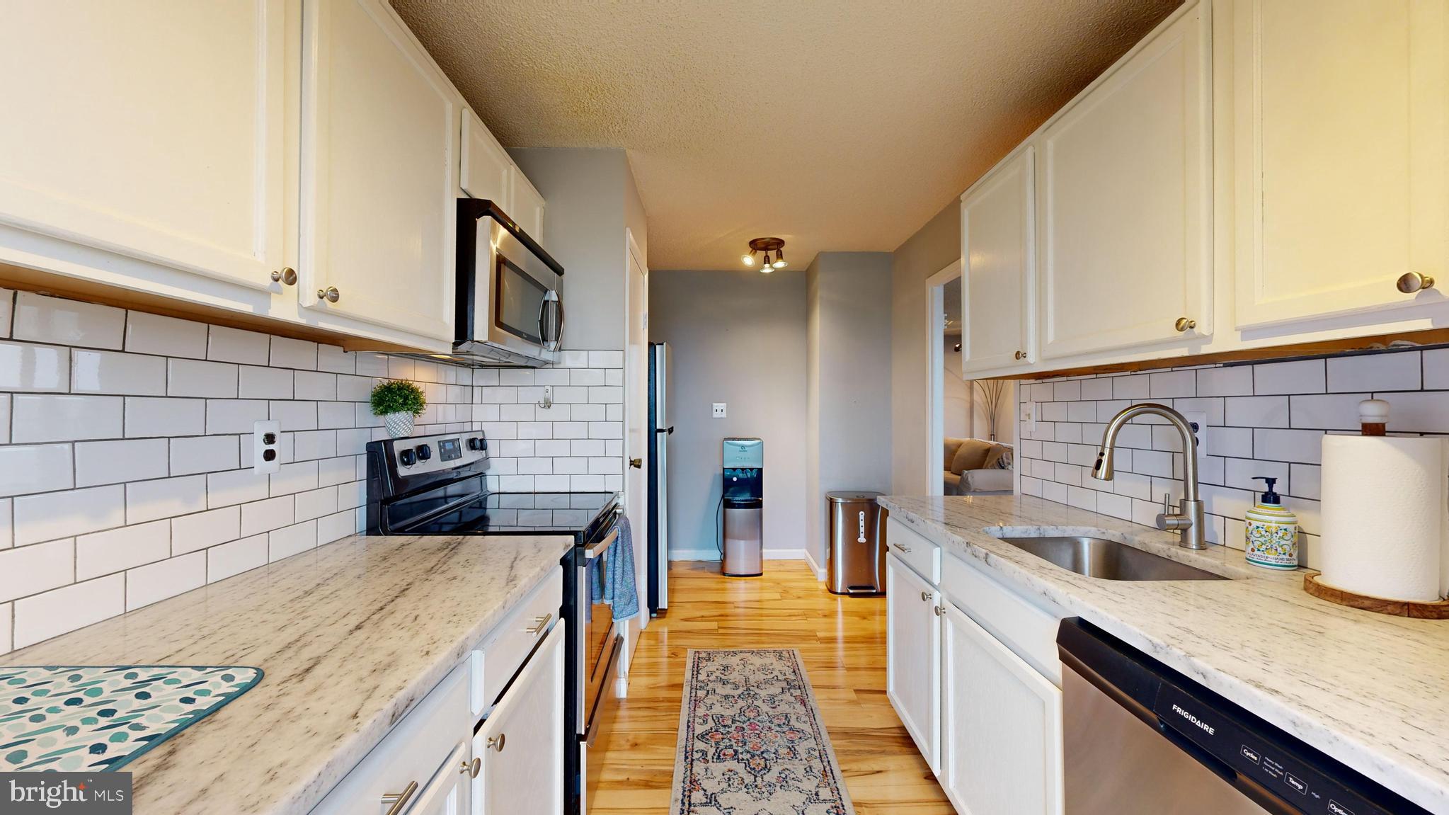 250 S Reynolds St #1410