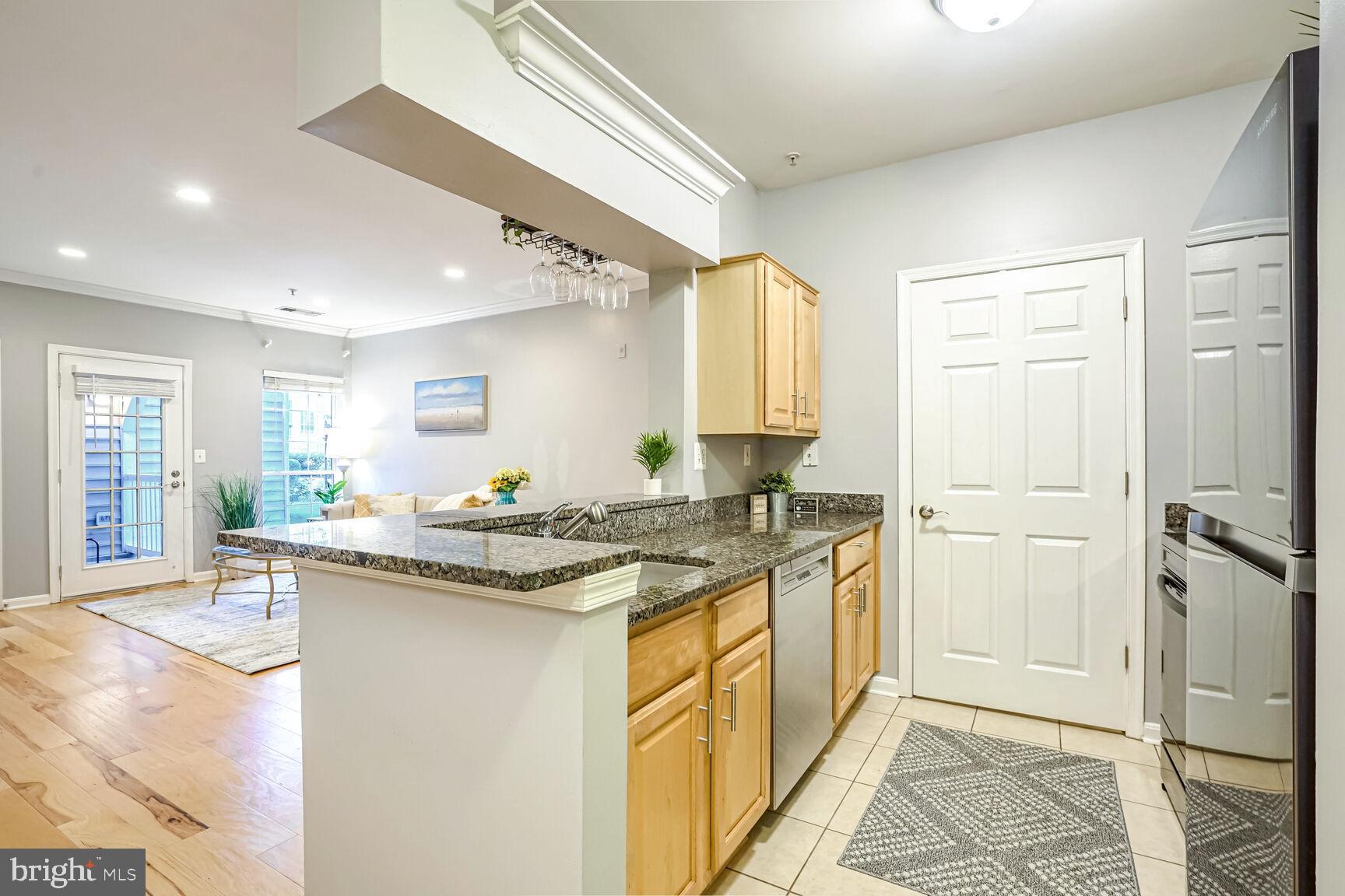 4561 Strutfield Ln #3104