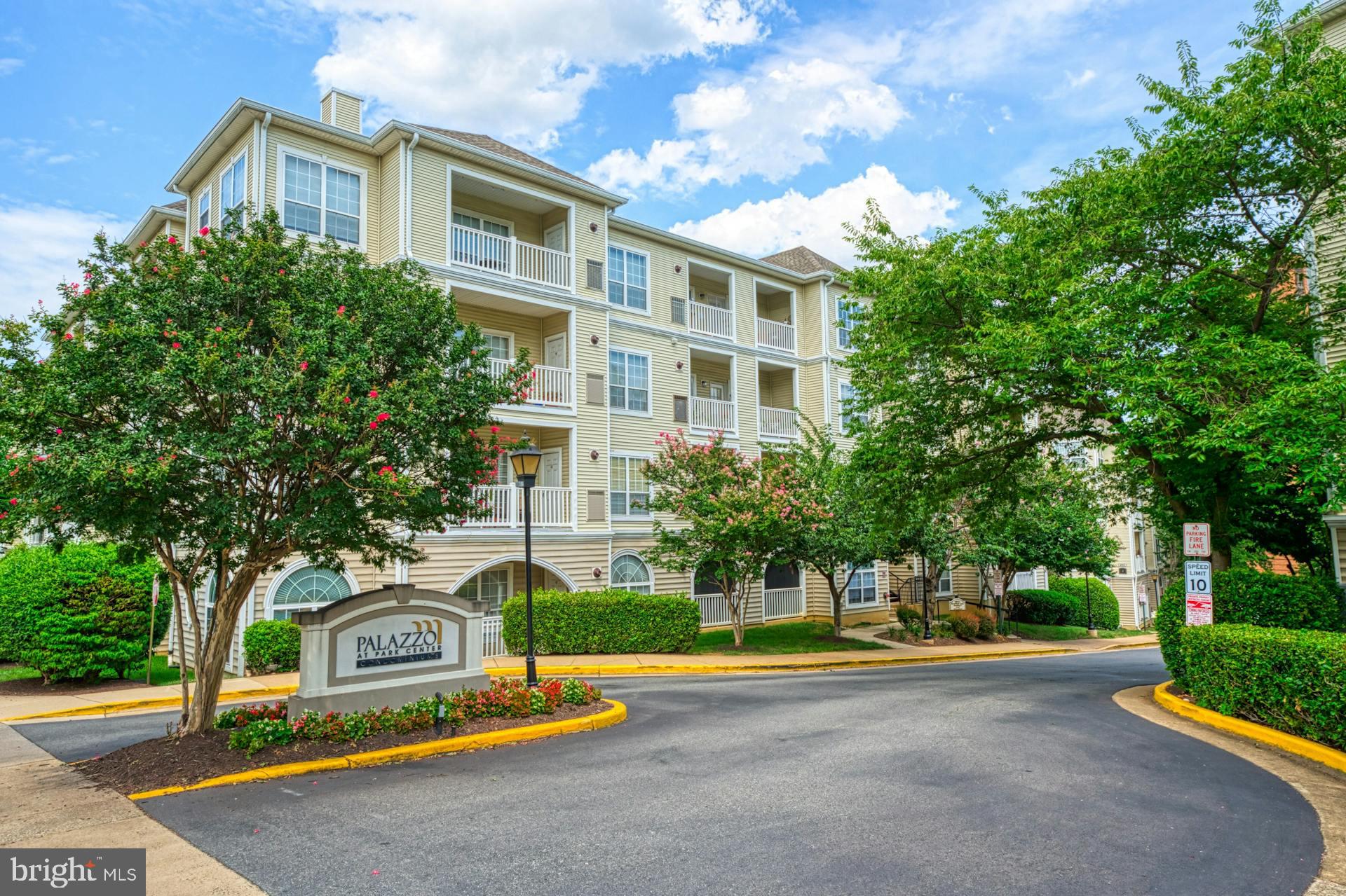 4561 Strutfield Ln #3104
