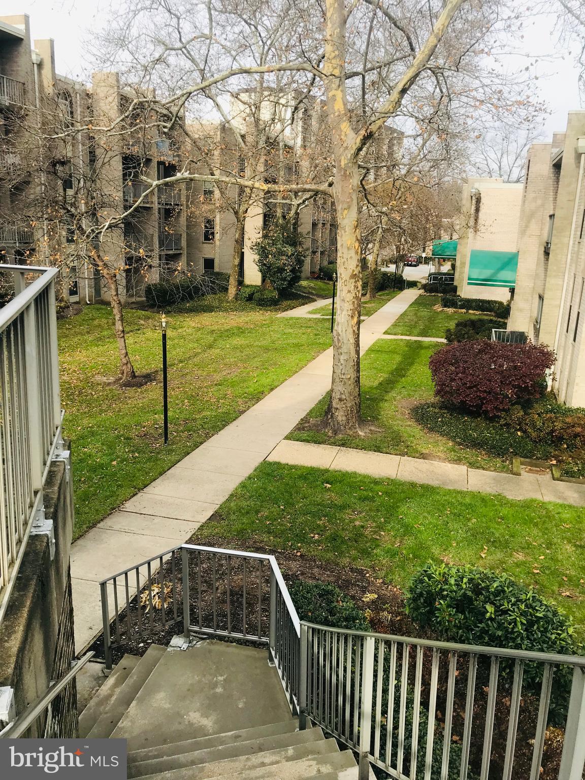 5201 DUKE ST #401