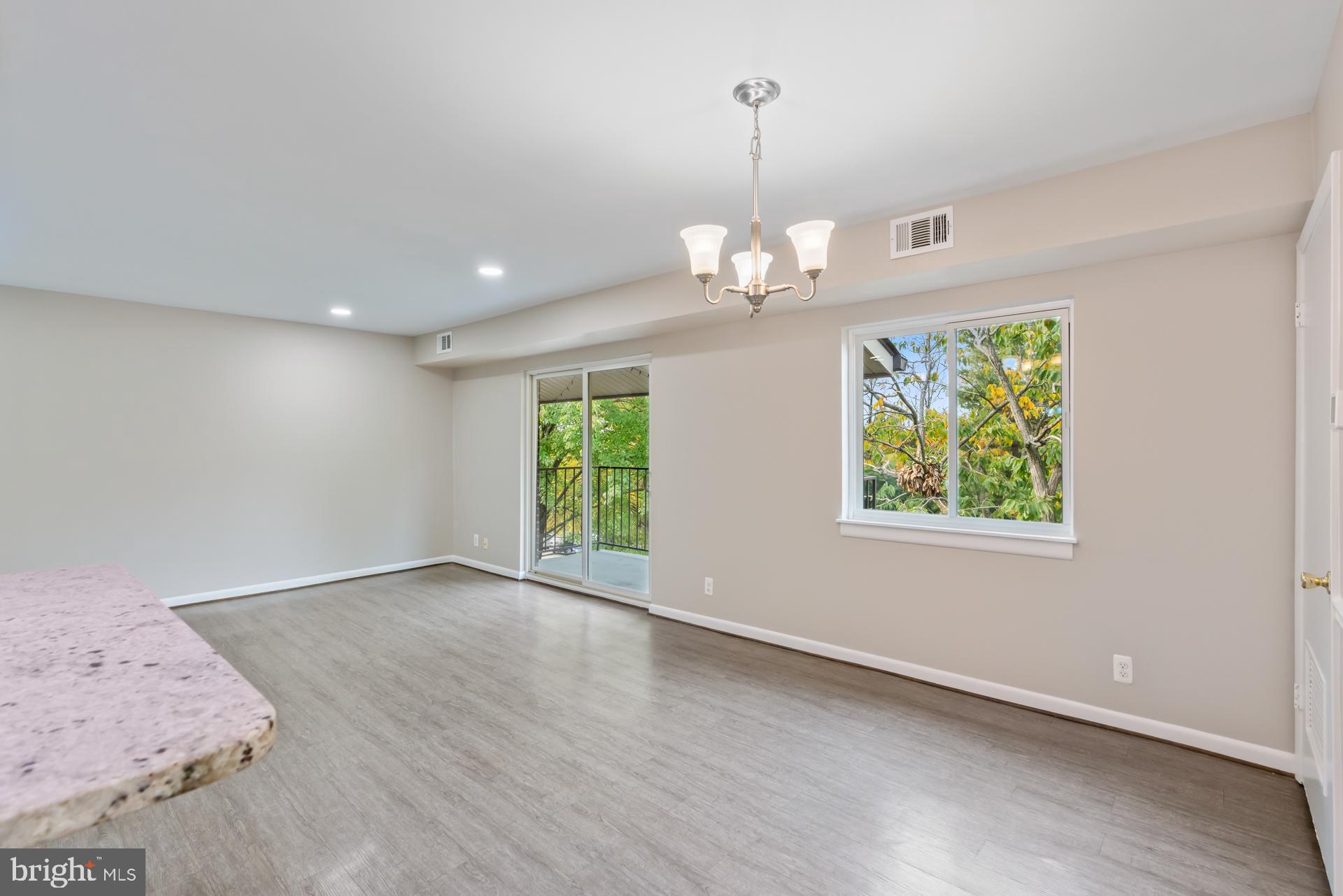 6280 Edsall Rd #401