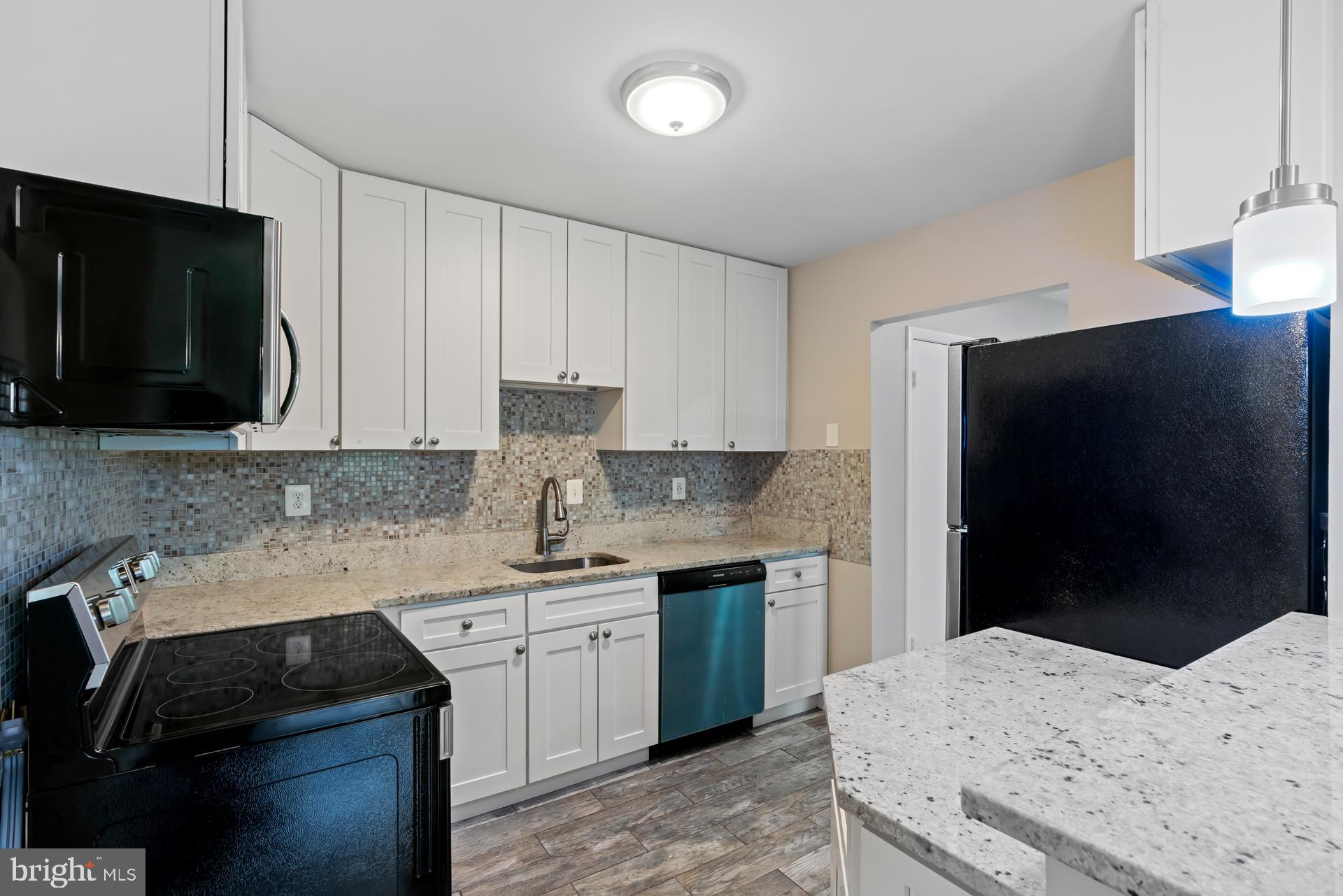 6280 Edsall Rd #401