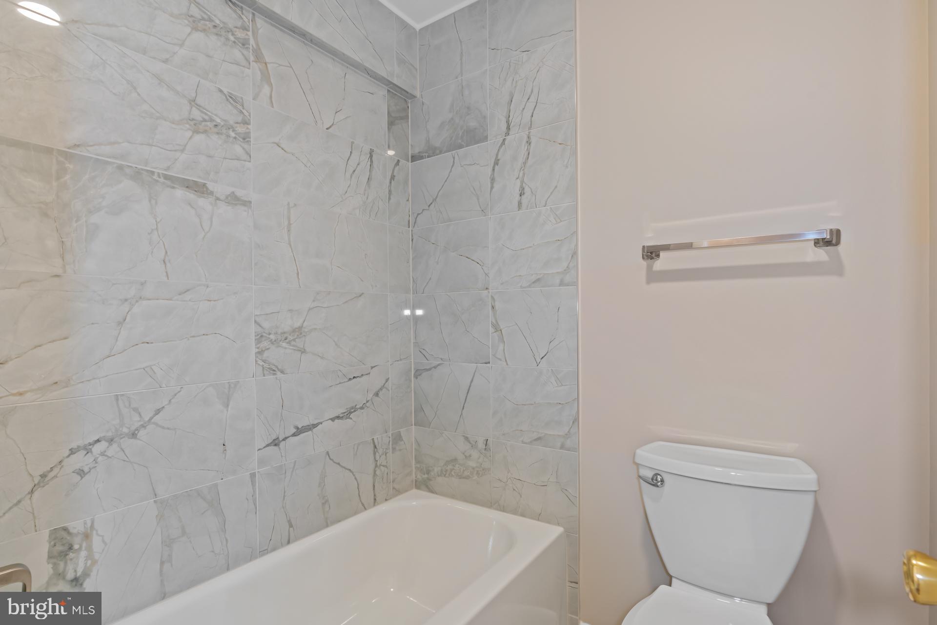 6280 Edsall Rd #401