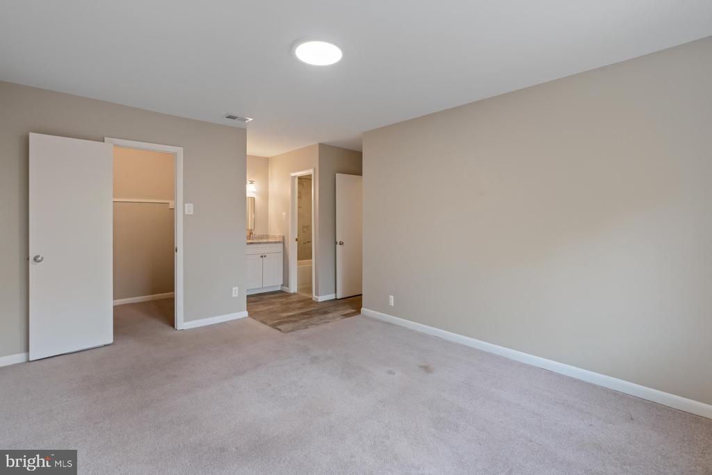 6280 Edsall Rd #401