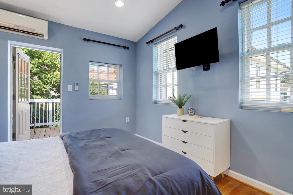 126 N Patrick St