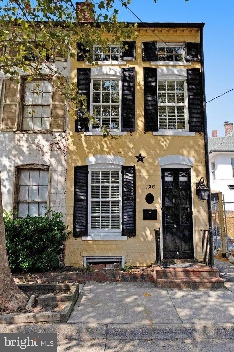 126 N Patrick St