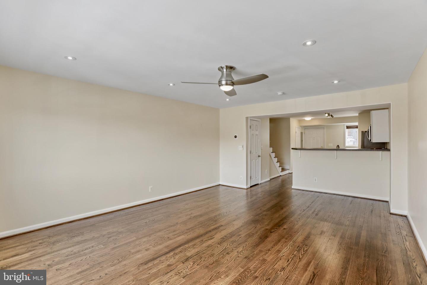 1433-A N van Dorn St
