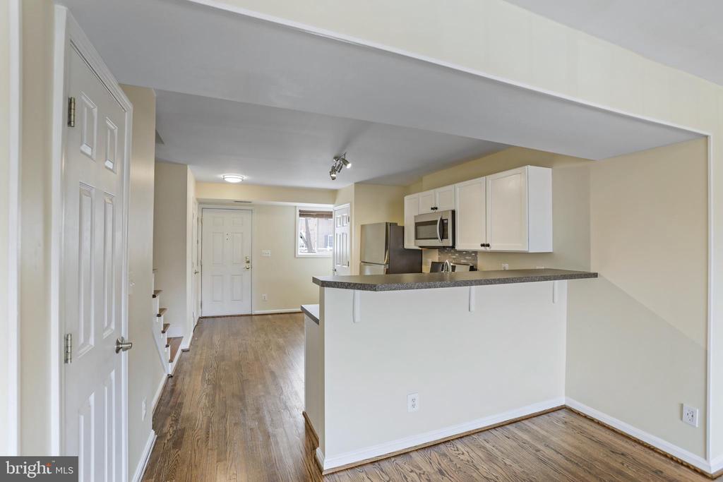 1433-A N van Dorn St