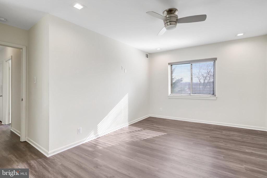6260 EDSALL RD #403