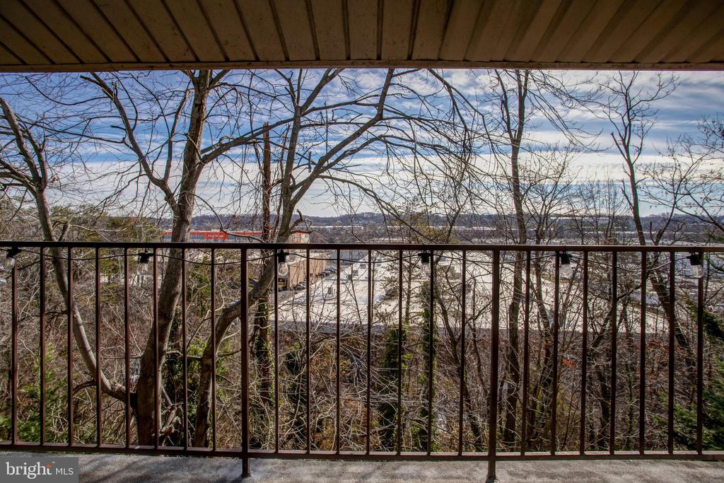 6260 EDSALL RD #403