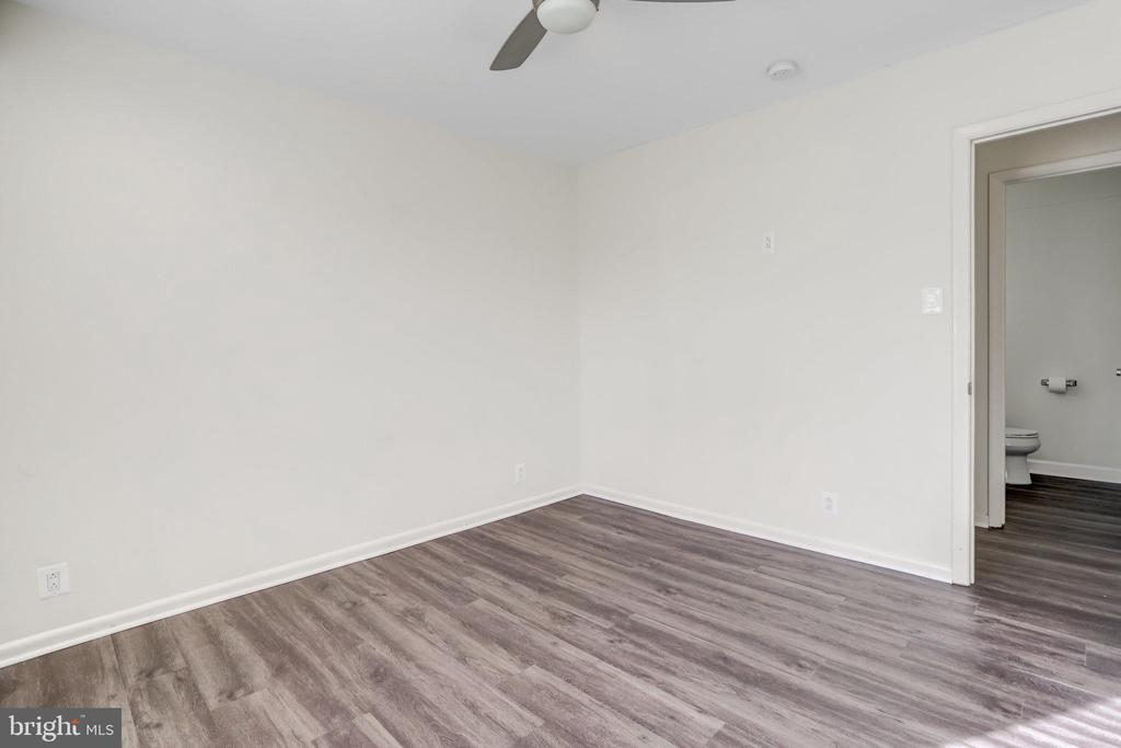 6260 EDSALL RD #403