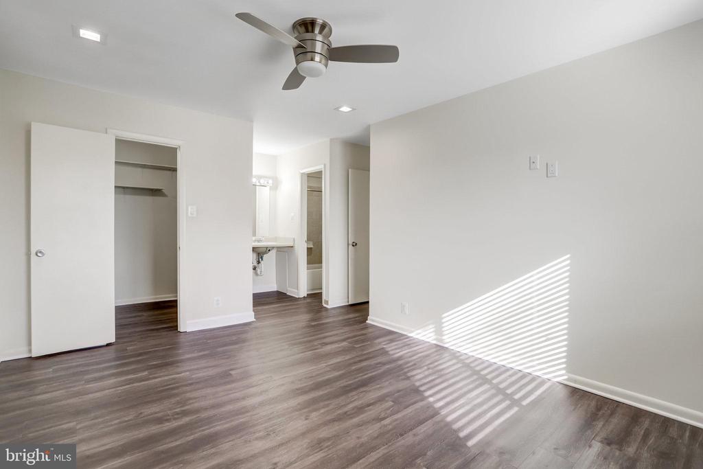 6260 EDSALL RD #403