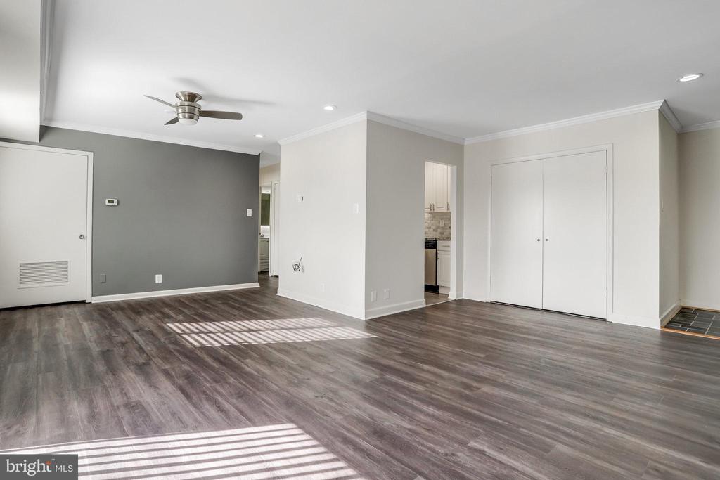6260 EDSALL RD #403