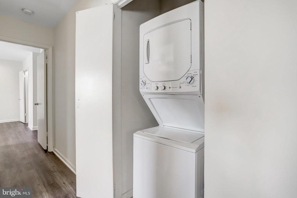 6260 EDSALL RD #403