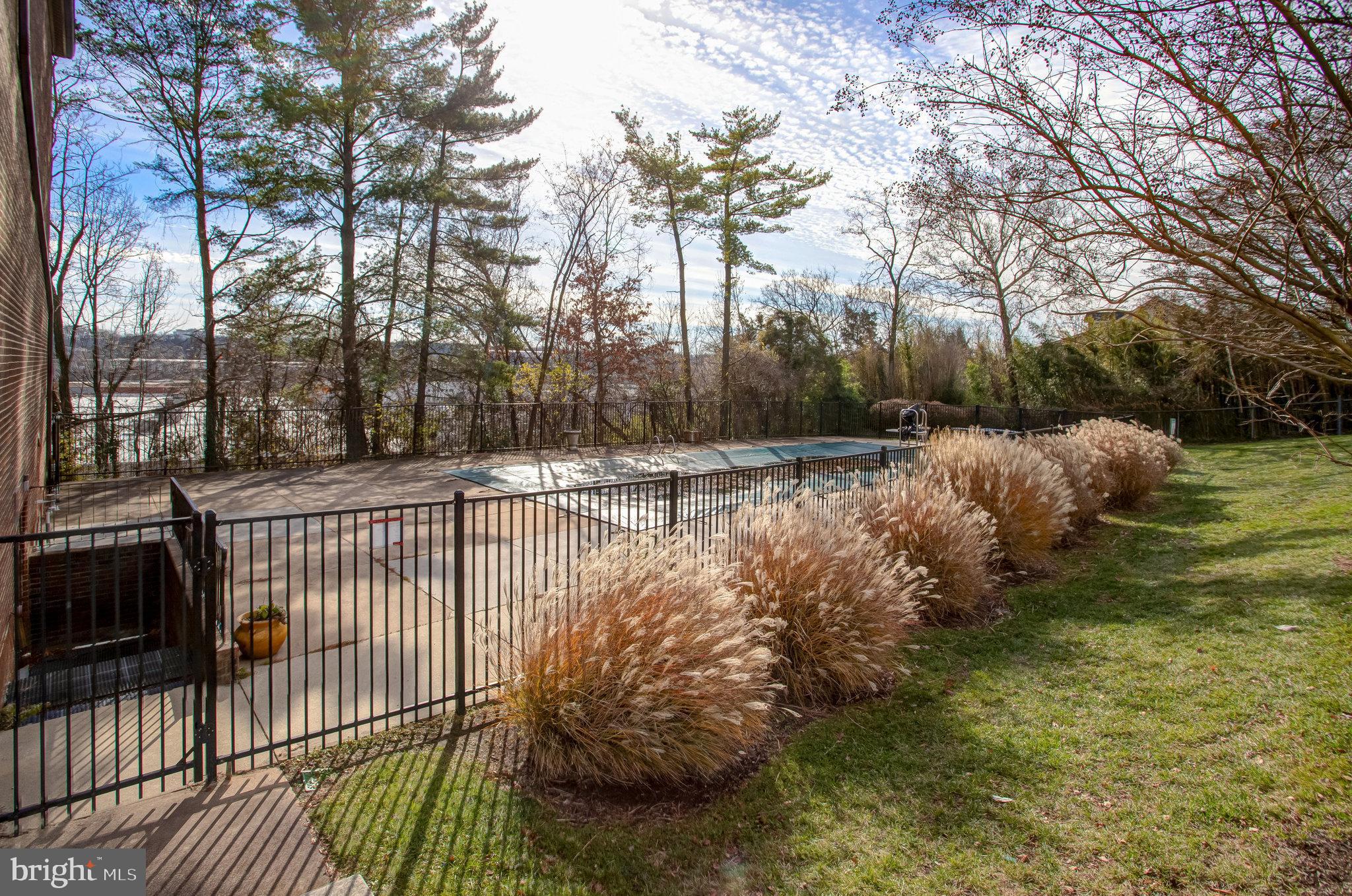 6260 EDSALL RD #403