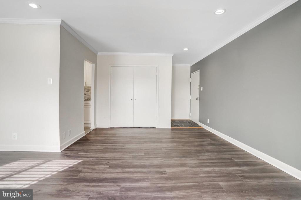 6260 EDSALL RD #403