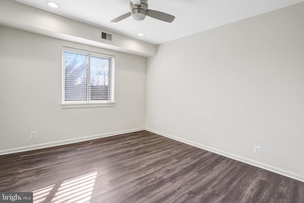 6260 EDSALL RD #403