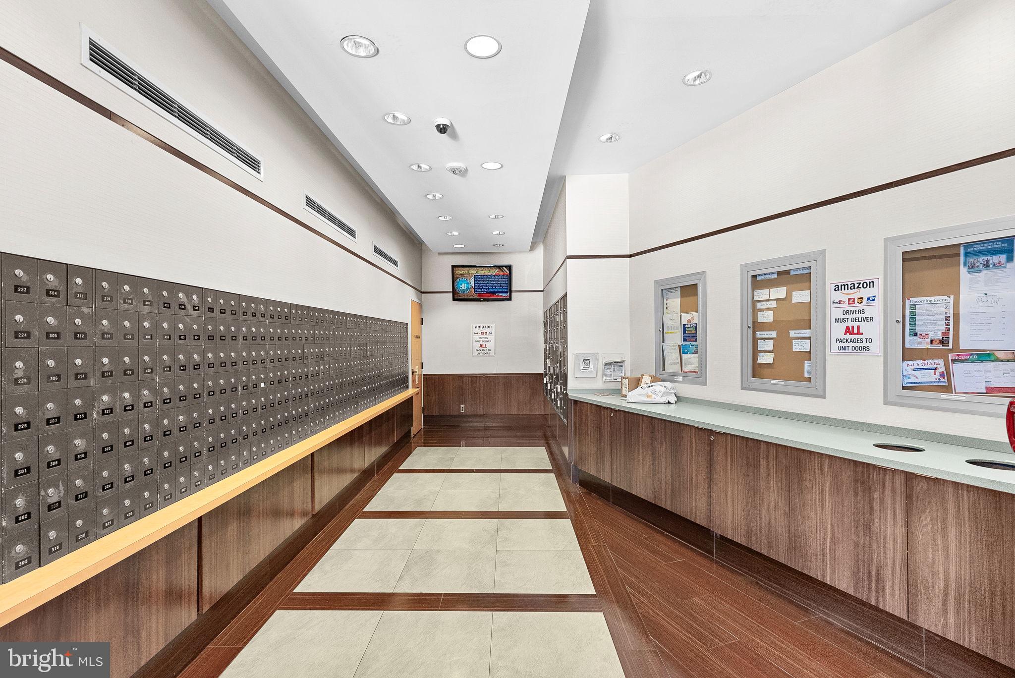 307 Yoakum Pkwy #1718
