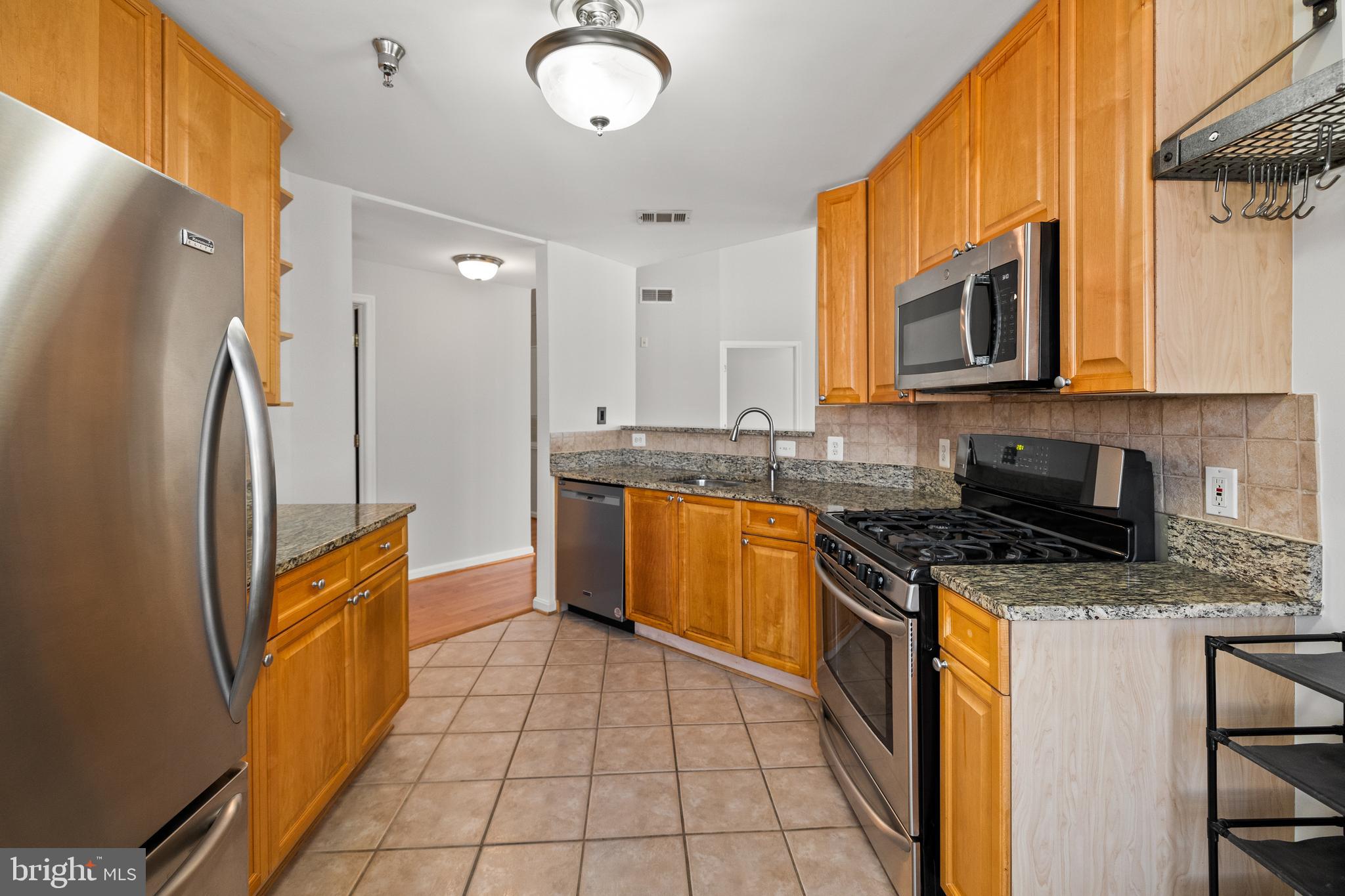 171 SOMERVELLE ST #403