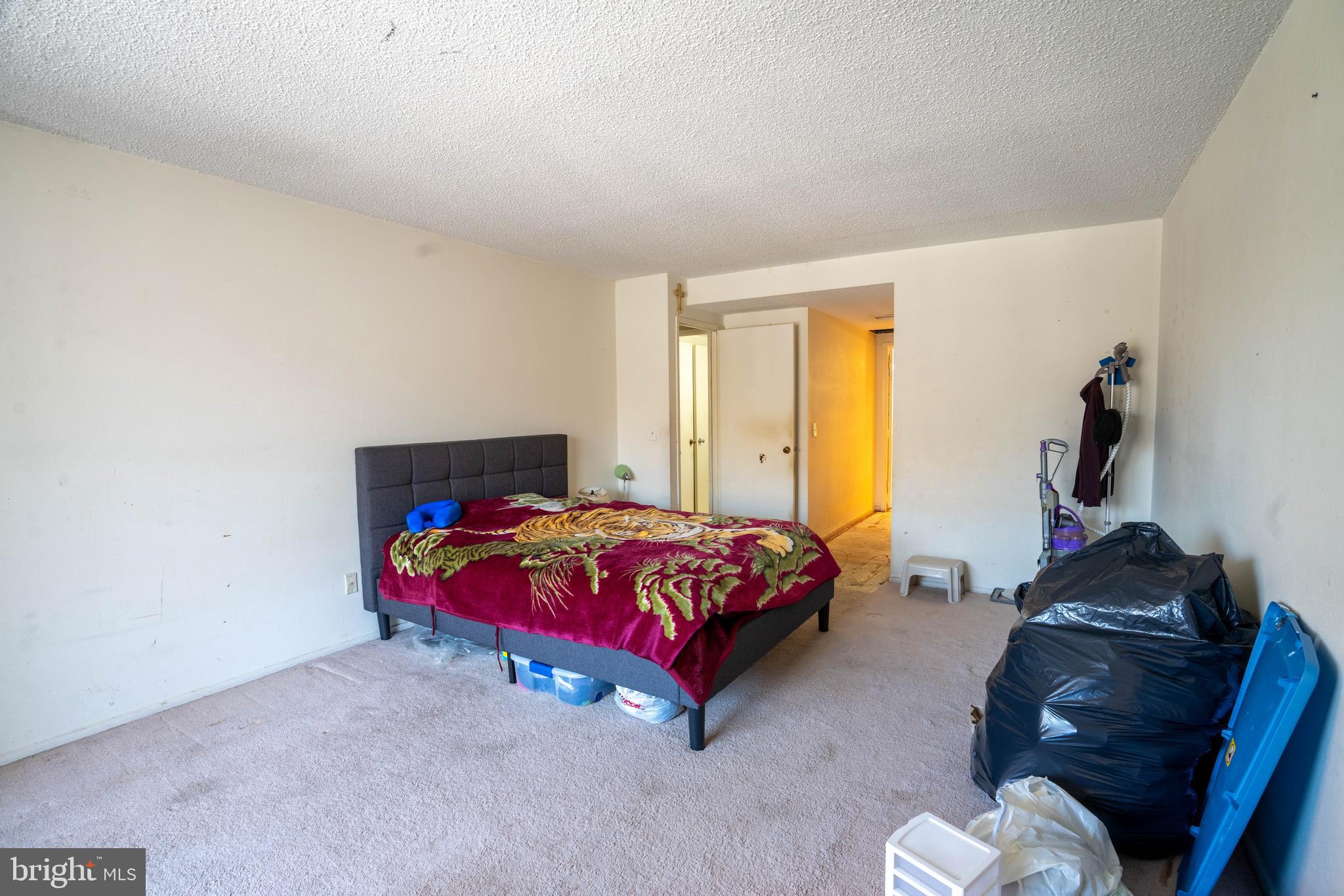 6101 Edsall Rd #602