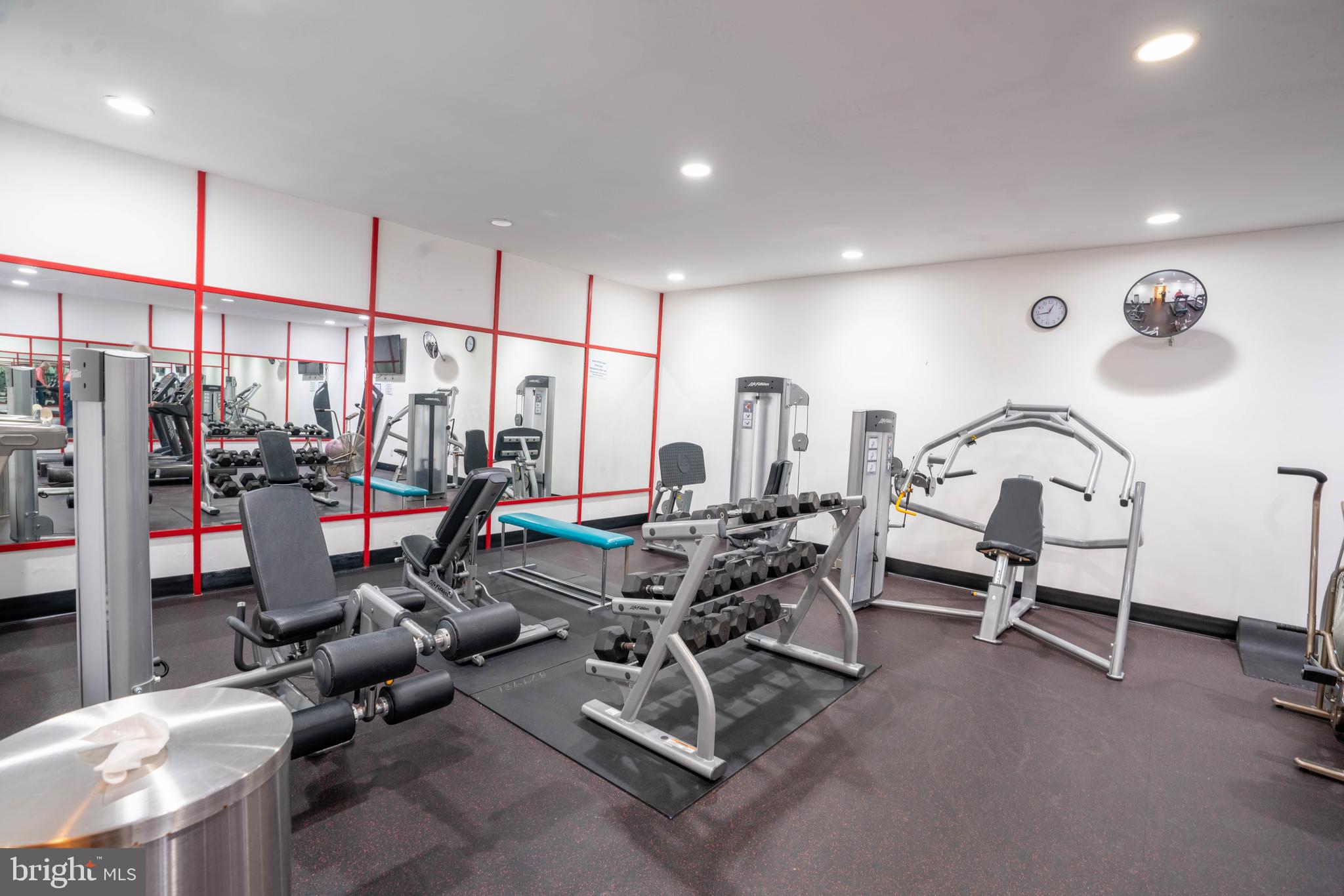 6101 Edsall Rd #602