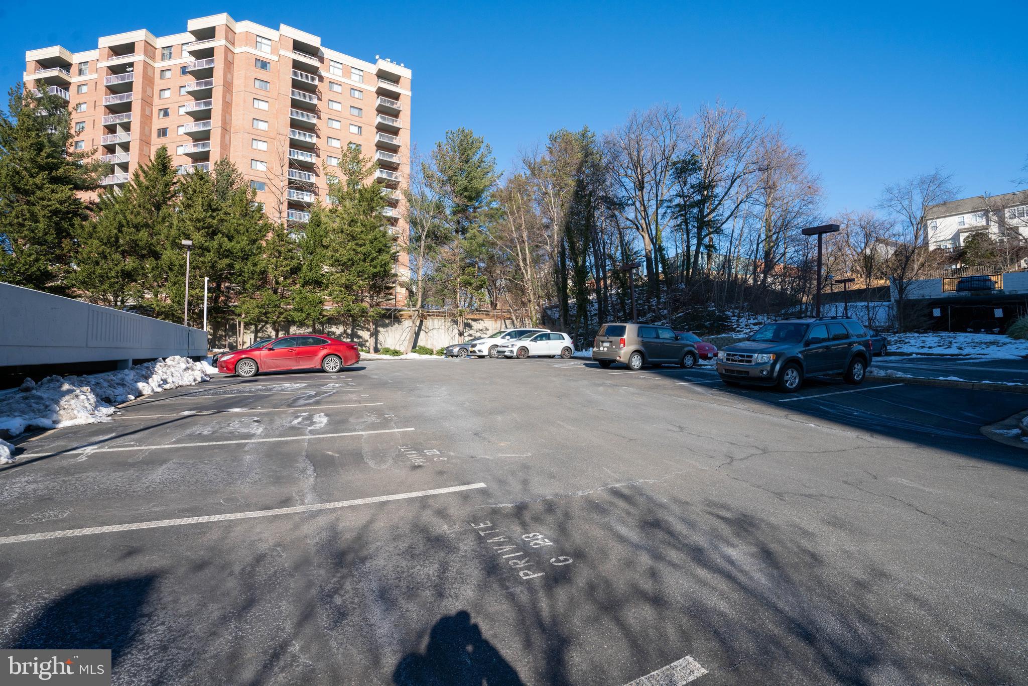 6101 Edsall Rd #602