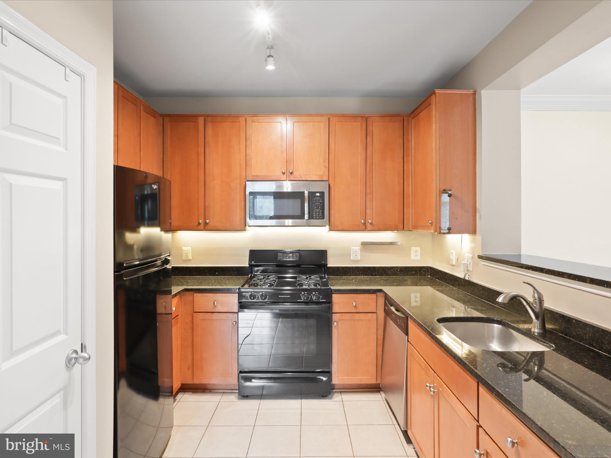 4860 Eisenhower Ave #292