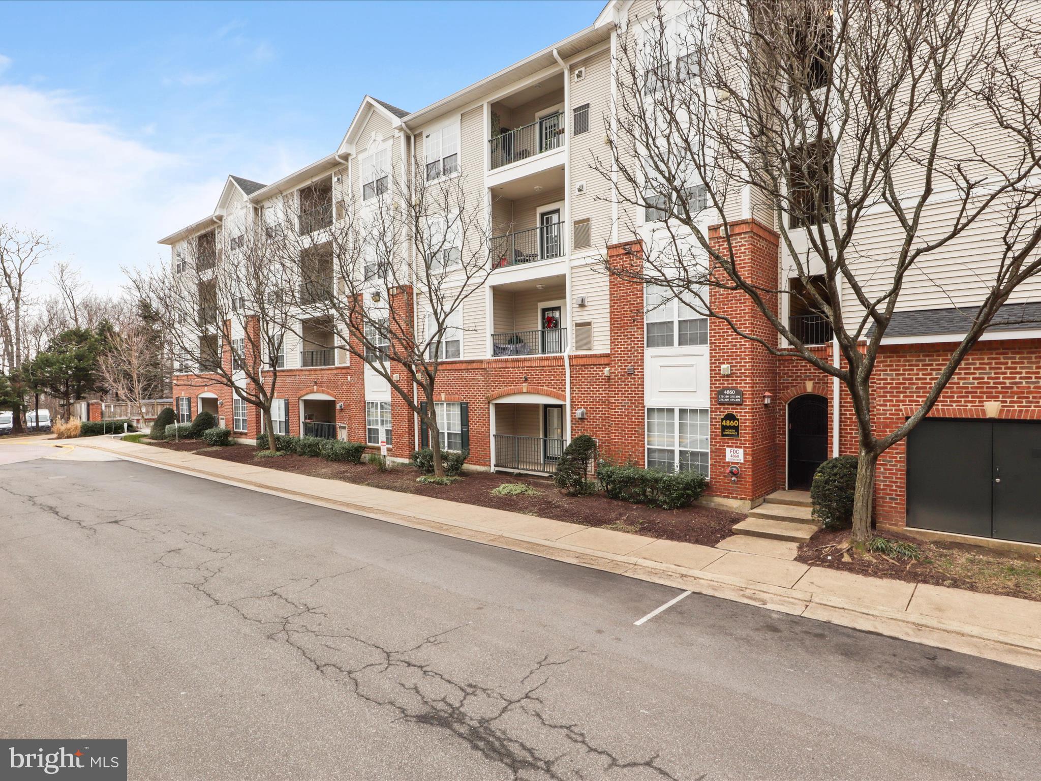 4860 Eisenhower Ave #292