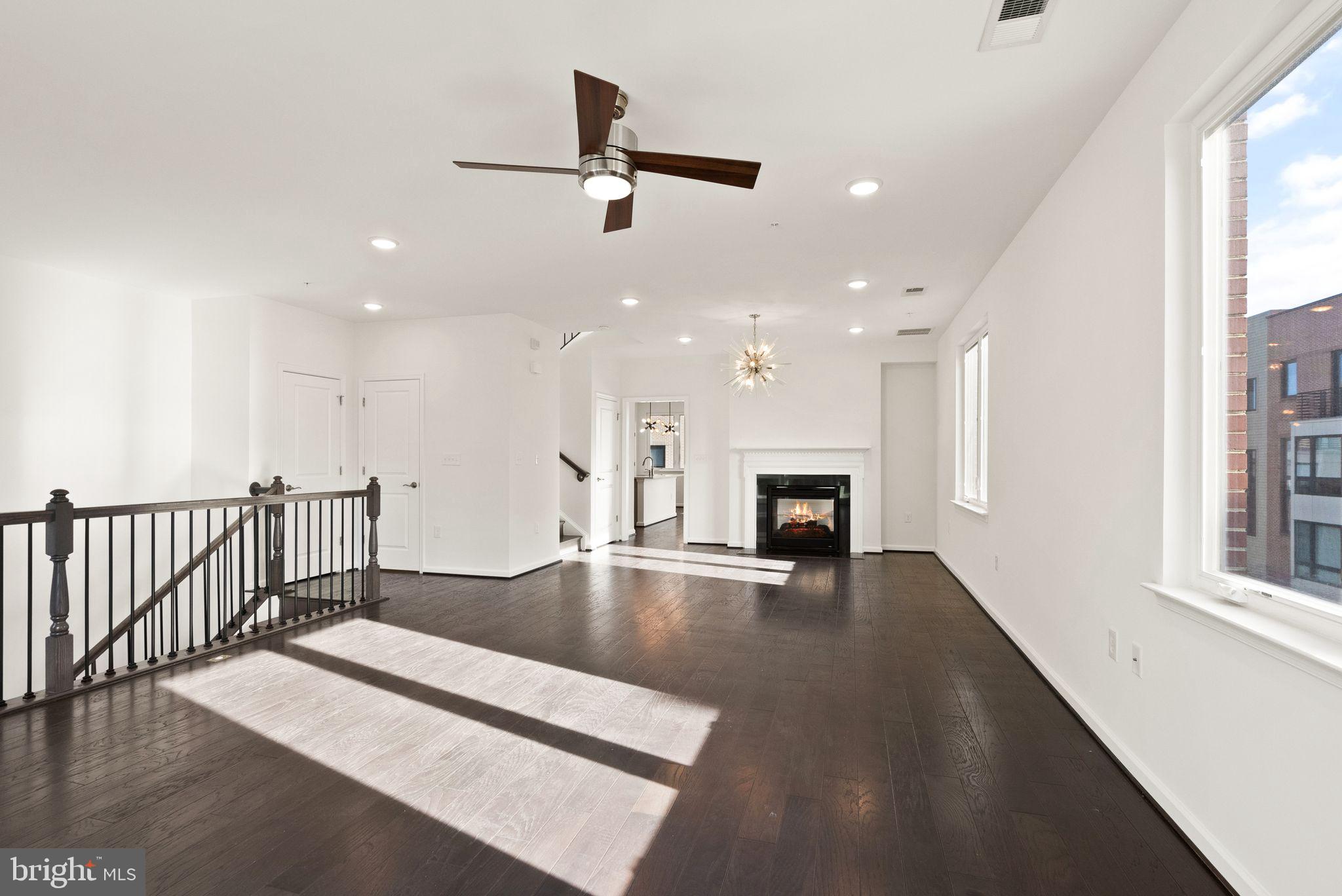 110 S PICKETT ST #102