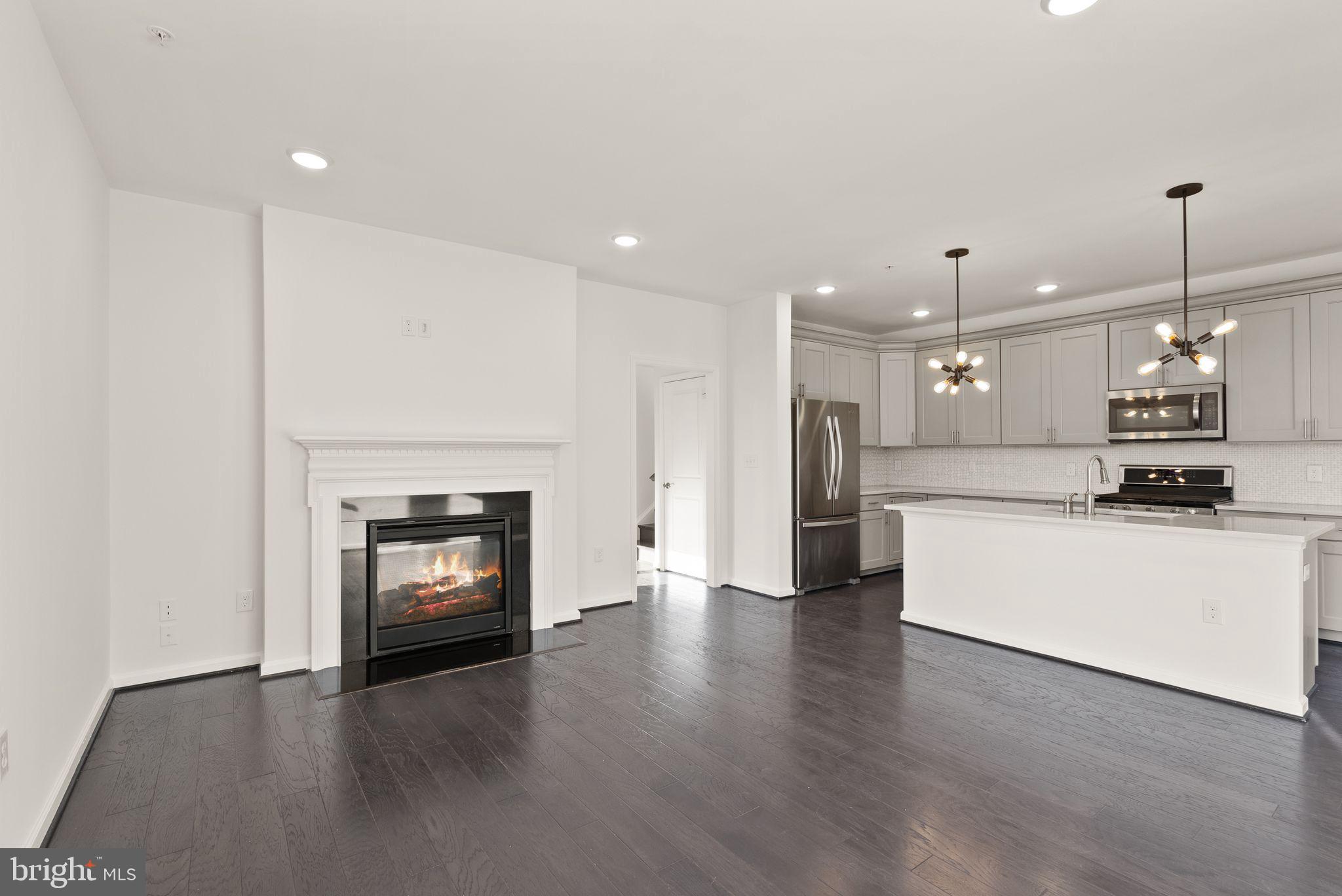110 S PICKETT ST #102