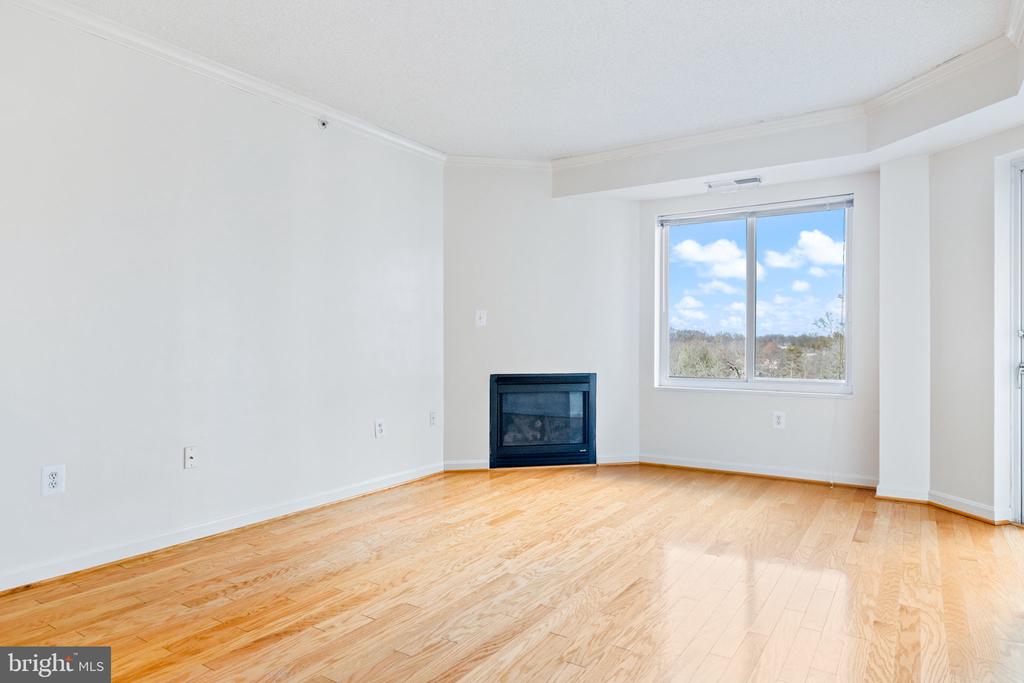 3101 N HAMPTON DR #616