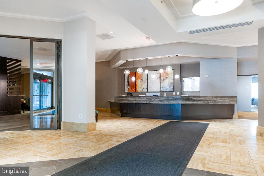 3101 N HAMPTON DR #616